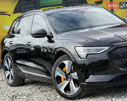 Черный Ауди E-Tron, объемом двигателя 0 л и пробегом 80 тыс. км за 34500 $, фото 18 на Automoto.ua