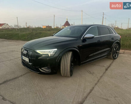 Чорний Ауді E-Tron, об'ємом двигуна 0 л та пробігом 57 тис. км за 41500 $, фото 42 на Automoto.ua