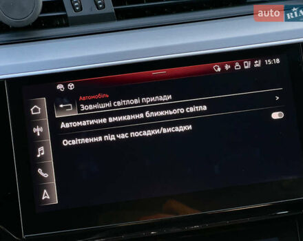 Черный Ауди E-Tron, объемом двигателя 0 л и пробегом 32 тыс. км за 47561 $, фото 77 на Automoto.ua