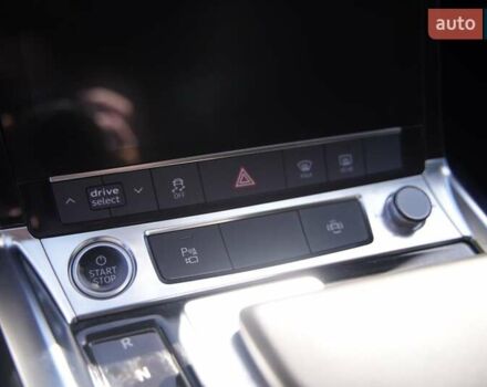 Чорний Ауді E-Tron, об'ємом двигуна 0 л та пробігом 47 тис. км за 32900 $, фото 37 на Automoto.ua