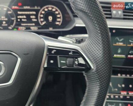 Чорний Ауді E-Tron, об'ємом двигуна 0 л та пробігом 61 тис. км за 47777 $, фото 102 на Automoto.ua