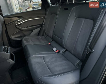 Черный Ауди E-Tron, объемом двигателя 0 л и пробегом 158 тыс. км за 31000 $, фото 47 на Automoto.ua