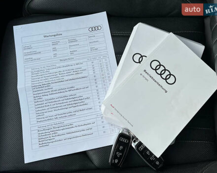 Черный Ауди E-Tron, объемом двигателя 0 л и пробегом 32 тыс. км за 47561 $, фото 86 на Automoto.ua