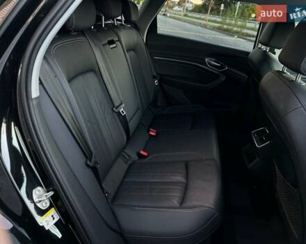 Ауди E-Tron 2022 в Виннице на Automoto.ua Черный Ауди E-Tron, объемом двигателя 0 л и пробегом 130 тыс. км за 28800 $, фото 28 на Automoto.ua