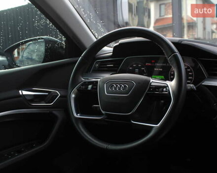 Черный Ауди E-Tron, объемом двигателя 0 л и пробегом 41 тыс. км за 38800 $, фото 15 на Automoto.ua