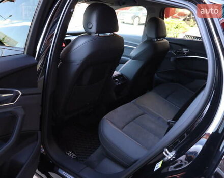 Черный Ауди E-Tron, объемом двигателя 0 л и пробегом 17 тыс. км за 44900 $, фото 38 на Automoto.ua