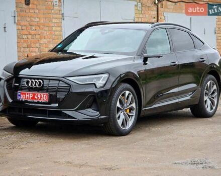 Черный Ауди E-Tron, объемом двигателя 0 л и пробегом 40 тыс. км за 48888 $, фото 90 на Automoto.ua