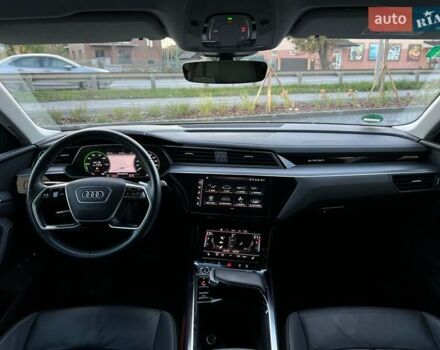 Ауди E-Tron 2022 в Виннице на Automoto.ua Черный Ауди E-Tron, объемом двигателя 0 л и пробегом 130 тыс. км за 28800 $, фото 29 на Automoto.ua