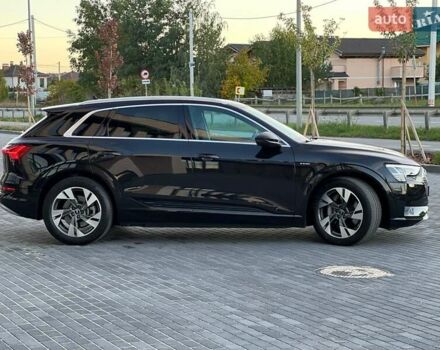 Ауди E-Tron 2022 в Виннице на Automoto.ua Черный Ауди E-Tron, объемом двигателя 0 л и пробегом 130 тыс. км за 28800 $, фото 13 на Automoto.ua