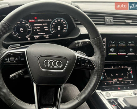 Чорний Ауді E-Tron, об'ємом двигуна 0 л та пробігом 89 тис. км за 35499 $, фото 33 на Automoto.ua