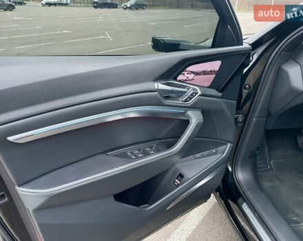 Черный Ауди E-Tron, объемом двигателя 0 л и пробегом 89 тыс. км за 39900 $, фото 42 на Automoto.ua