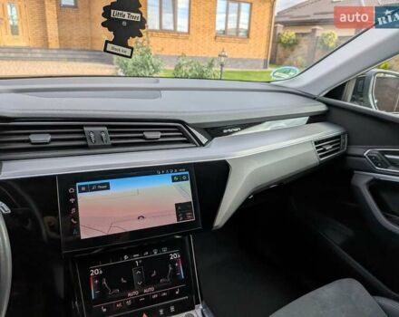 Черный Ауди E-Tron, объемом двигателя 0 л и пробегом 95 тыс. км за 29800 $, фото 52 на Automoto.ua