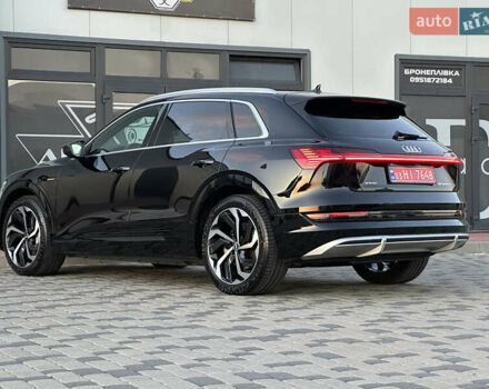 Черный Ауди E-Tron, объемом двигателя 0 л и пробегом 158 тыс. км за 31000 $, фото 35 на Automoto.ua