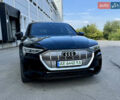 Чорний Ауді E-Tron, об'ємом двигуна 0 л та пробігом 55 тис. км за 41000 $, фото 2 на Automoto.ua