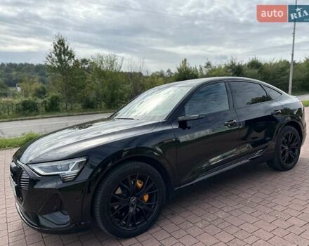 Черный Ауди E-Tron, объемом двигателя 0 л и пробегом 77 тыс. км за 43200 $, фото 1 на Automoto.ua