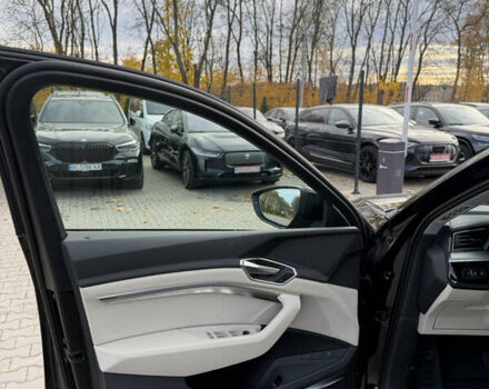 Черный Ауди E-Tron, объемом двигателя 0 л и пробегом 56 тыс. км за 40890 $, фото 17 на Automoto.ua