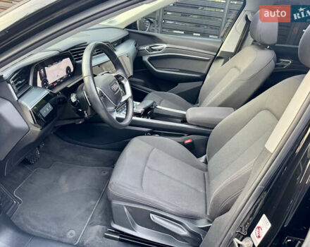 Черный Ауди E-Tron, объемом двигателя 0 л и пробегом 97 тыс. км за 30900 $, фото 36 на Automoto.ua