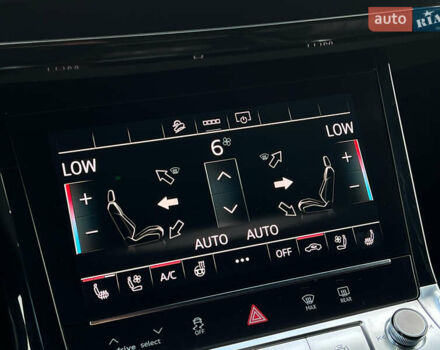 Черный Ауди E-Tron, объемом двигателя 0 л и пробегом 32 тыс. км за 47561 $, фото 54 на Automoto.ua