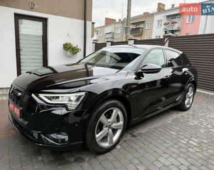 Черный Ауди E-Tron, объемом двигателя 0 л и пробегом 64 тыс. км за 31700 $, фото 8 на Automoto.ua
