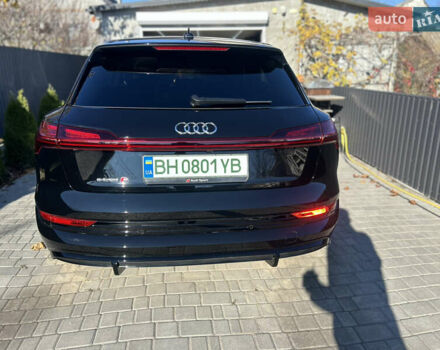 Чорний Ауді E-Tron, об'ємом двигуна 0 л та пробігом 57 тис. км за 41500 $, фото 30 на Automoto.ua