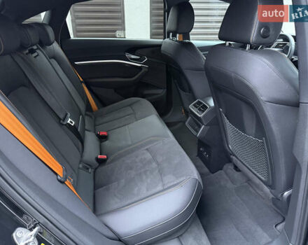 Черный Ауди E-Tron, объемом двигателя 0 л и пробегом 95 тыс. км за 38500 $, фото 28 на Automoto.ua