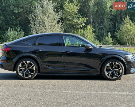 Черный Ауди E-Tron, объемом двигателя 0 л и пробегом 55 тыс. км за 44999 $, фото 17 на Automoto.ua