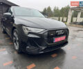 Чорний Ауді E-Tron, об'ємом двигуна 0 л та пробігом 142 тис. км за 29950 $, фото 6 на Automoto.ua