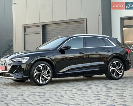 Черный Ауди E-Tron, объемом двигателя 0 л и пробегом 158 тыс. км за 31000 $, фото 9 на Automoto.ua