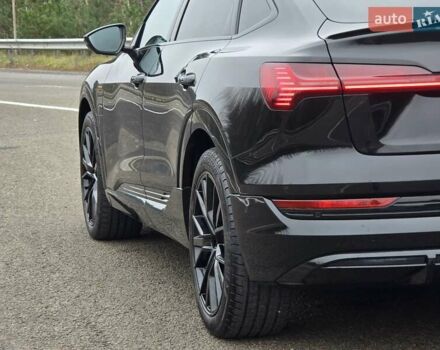 Черный Ауди E-Tron, объемом двигателя 0 л и пробегом 43 тыс. км за 45999 $, фото 36 на Automoto.ua