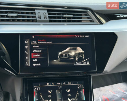 Черный Ауди E-Tron, объемом двигателя 0 л и пробегом 45 тыс. км за 30900 $, фото 54 на Automoto.ua