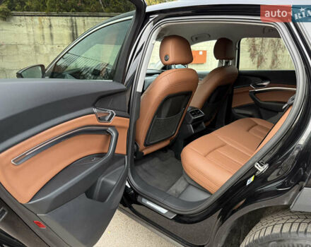 Черный Ауди E-Tron, объемом двигателя 0 л и пробегом 79 тыс. км за 29999 $, фото 38 на Automoto.ua