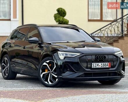 Черный Ауди E-Tron, объемом двигателя 0 л и пробегом 150 тыс. км за 31950 $, фото 2 на Automoto.ua