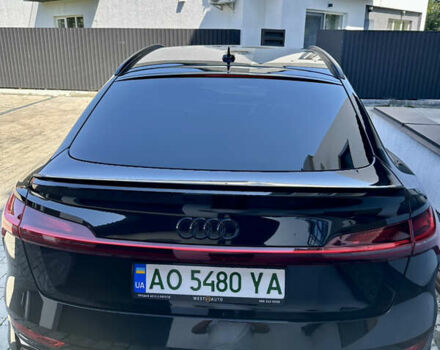 Чорний Ауді E-Tron, об'ємом двигуна 0 л та пробігом 78 тис. км за 42000 $, фото 42 на Automoto.ua