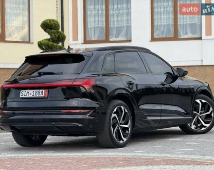 Черный Ауди E-Tron, объемом двигателя 0 л и пробегом 150 тыс. км за 31950 $, фото 9 на Automoto.ua