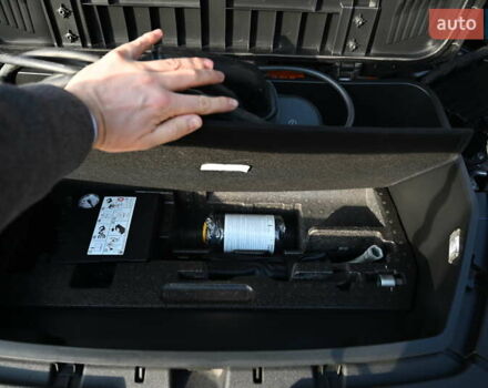 Черный Ауди E-Tron, объемом двигателя 0 л и пробегом 65 тыс. км за 44284 $, фото 22 на Automoto.ua