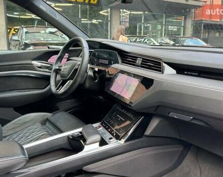 Чорний Ауді E-Tron, об'ємом двигуна 0 л та пробігом 83 тис. км за 43000 $, фото 20 на Automoto.ua
