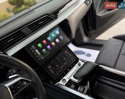 Черный Ауди E-Tron, объемом двигателя 0 л и пробегом 150 тыс. км за 31950 $, фото 37 на Automoto.ua