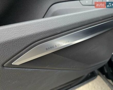 Чорний Ауді E-Tron, об'ємом двигуна 0 л та пробігом 61 тис. км за 47777 $, фото 54 на Automoto.ua