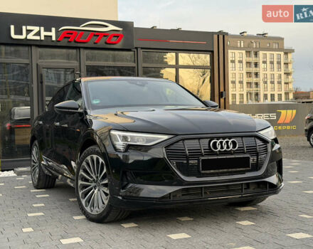 Черный Ауди E-Tron, объемом двигателя 0 л и пробегом 45 тыс. км за 30900 $, фото 7 на Automoto.ua