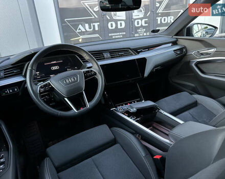 Черный Ауди E-Tron, объемом двигателя 0 л и пробегом 158 тыс. км за 31000 $, фото 39 на Automoto.ua