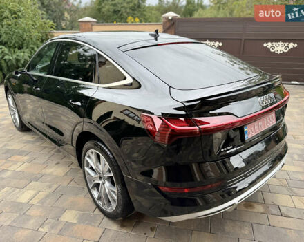 Чорний Ауді E-Tron, об'ємом двигуна 0 л та пробігом 33 тис. км за 39900 $, фото 20 на Automoto.ua