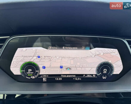 Чорний Ауді E-Tron, об'ємом двигуна 0 л та пробігом 70 тис. км за 36900 $, фото 44 на Automoto.ua