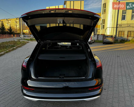 Черный Ауди E-Tron, объемом двигателя 0 л и пробегом 38 тыс. км за 37300 $, фото 36 на Automoto.ua