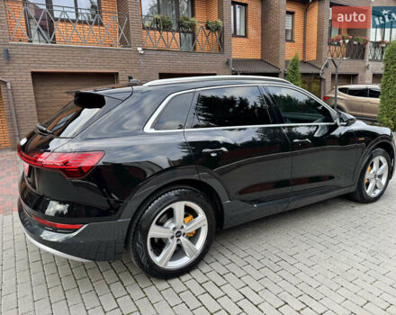 Черный Ауди E-Tron, объемом двигателя 0 л и пробегом 22 тыс. км за 37700 $, фото 7 на Automoto.ua