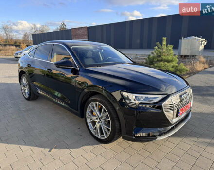 Ауди E-Tron 2023 в Хмельницком на Automoto.ua Черный Ауди E-Tron, объемом двигателя 0 л и пробегом 38 тыс. км за 37900 $, фото 2 на Automoto.ua