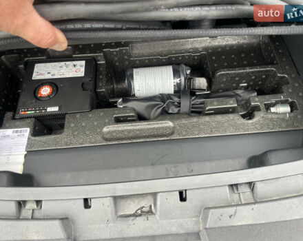 Чорний Ауді E-Tron, об'ємом двигуна 0 л та пробігом 22 тис. км за 33999 $, фото 34 на Automoto.ua