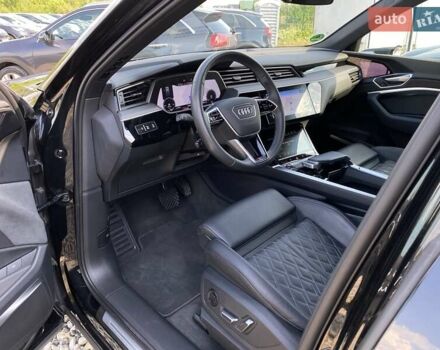 Черный Ауди E-Tron, объемом двигателя 0 л и пробегом 63 тыс. км за 49500 $, фото 1 на Automoto.ua