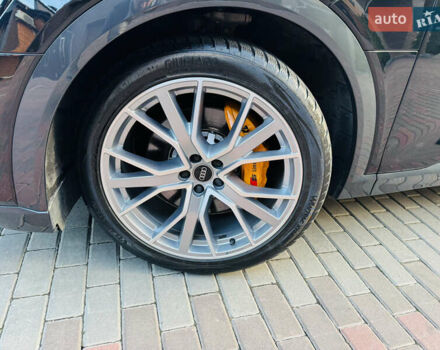 Чорний Ауді E-Tron, об'ємом двигуна 0 л та пробігом 27 тис. км за 38700 $, фото 15 на Automoto.ua