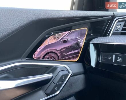 Черный Ауди E-Tron, объемом двигателя 0 л и пробегом 63 тыс. км за 49500 $, фото 9 на Automoto.ua