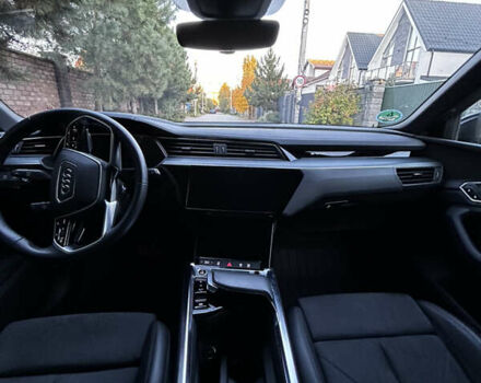 Черный Ауди E-Tron, объемом двигателя 0 л и пробегом 39 тыс. км за 36900 $, фото 22 на Automoto.ua